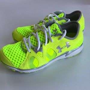 Under Armour Women Micro G Neo Mantis Running Shoe